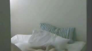 Wanton ázsiai szuka pihen a kanapén, és hamis kakasokkal gyönyörködteti cicáját szörös pina video és seggfejét. Nézze meg ezt a párás pornót a My Cute Asian sex videómban!